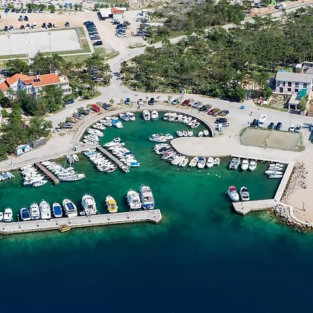 Apartment In Silo/insel Krk 13588 *